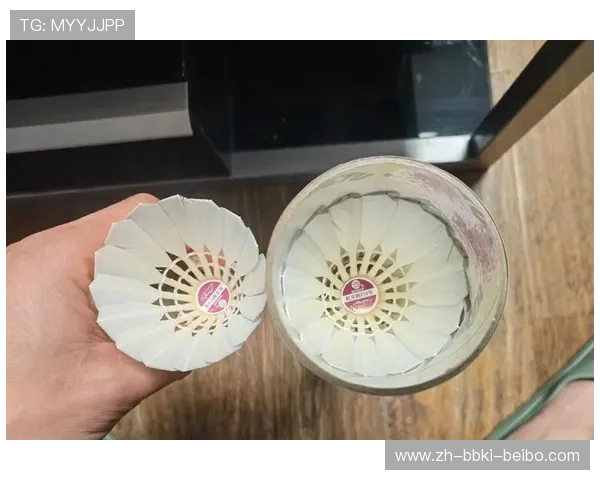 羽毛球易变形